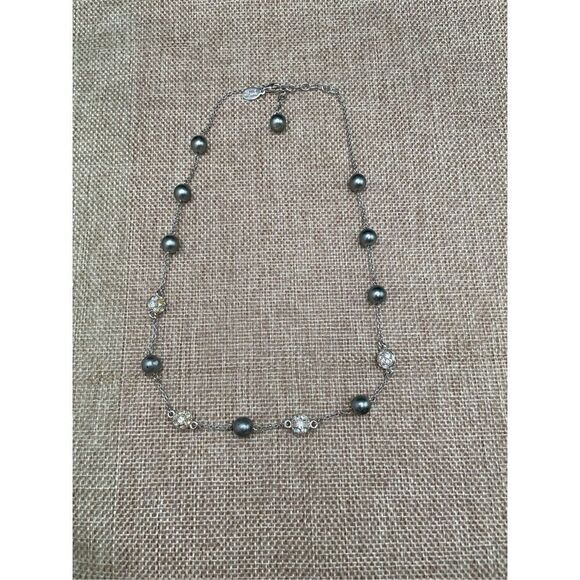 NOLAN MILLER Silver Tone Gray Faux Pearl Rhinestone Necklace 19" Classy - Picture 4 of 7